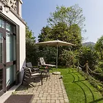 La & Bed & Breakfast Lake Como