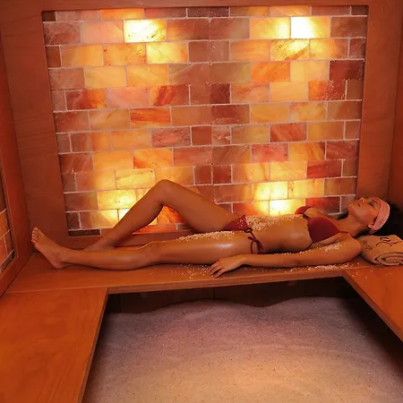 La & Bed & Breakfast 3*