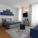 Nocleg ze śniadaniem La &