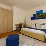 Nocleg ze śniadaniem La &