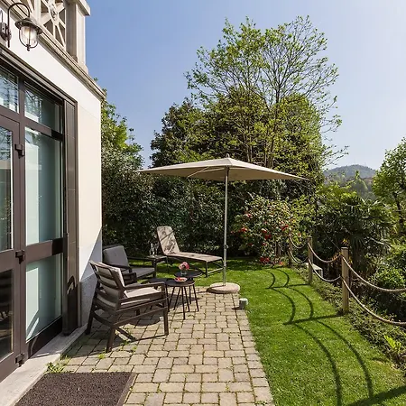 La & Nocleg ze śniadaniem Lake Como