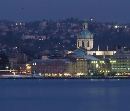 La & לינה וארוחת בוקר Lake Como